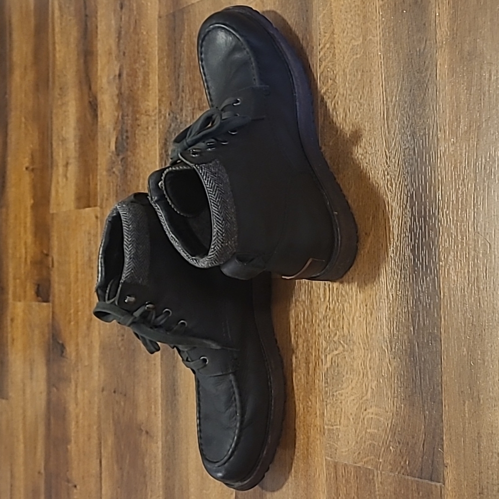 UGG Merrick Boots, Black, Men's 13
